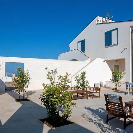 Melus Maris * Συρακούσες