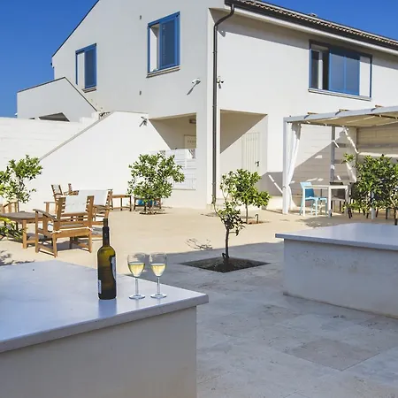 梅卢斯马里斯乡村民宿 *